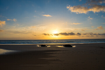 Atardecer en la playa 