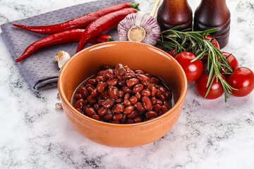 Red canned beans in the bowl