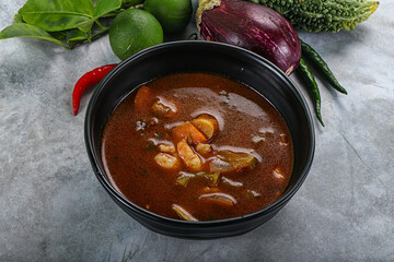 Spicy and Sour Soup with Prawns