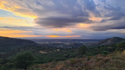 Baie de Figueres (Figueras) au coucher du soleil