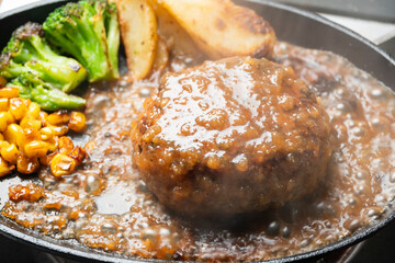 おいしいハンバーグ