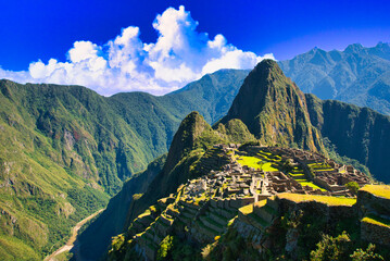 インカ文明の夢の跡・マチュピチュ遺跡