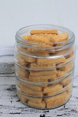 Indonesian snack called kastengel in a jar on the table