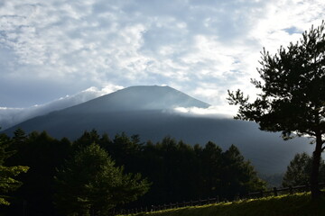 山の見える公園