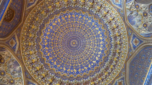Discover Tilla-Kari Mosque's Interior at Registan Square, Samarkand, Uzbekistan. Marvel at Intricate Mosaics, Persian-Timurid Fusion, and Masterful Craftsmanship in this UNESCO Heritage Site in 4K