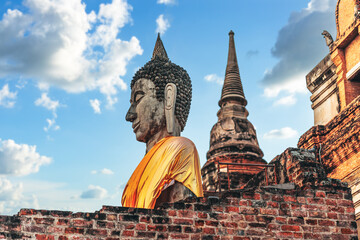 Fototapeta na wymiar Wat Yai Chaiyamongkhon 