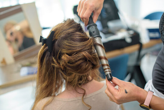 Coiffure de mariage, chignon femme