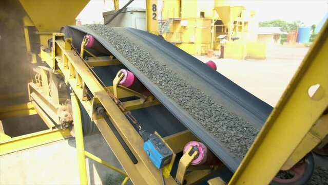 Feeder supplies aggregate from the hot bin to the dryer via a conveyor belt. Processing plants for stone, sand and gravel as asphalt base materials at Asphalt mixing plant to produce Asphalt Hotmix