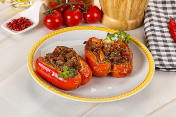 Bell pepper stuffed minced meat