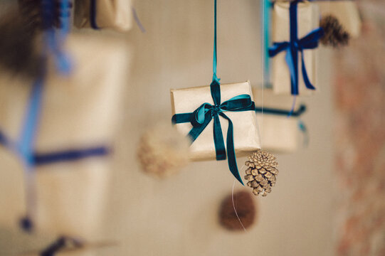 hanging present box for christmass