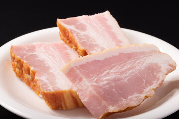厚切りベーコン