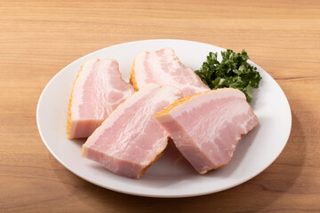 厚切りベーコン