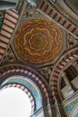 Mosaïques en décor du narthex de l'église paroissiale d'Albert, Somme, France