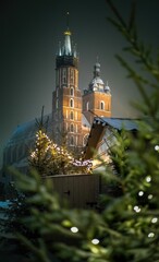 Zimowy widok na Kościół Mariacki w Krakowie w nocy
