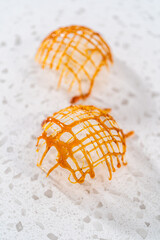 Caramel cupcake toppers