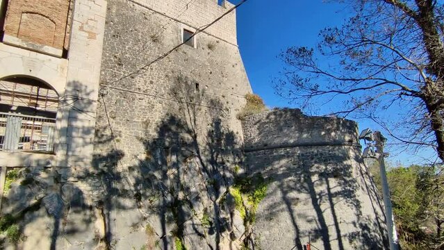 Campobasso - Panoramica della facciata posteriore del Castello Monforte