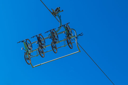 Transport of mountainbikes with the cable car