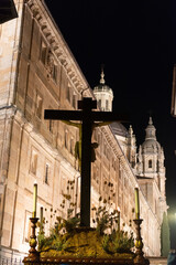 procesión lunes santo 2023 salamanca ILUSTRE COFRADÍA DE LA SANTA CRUZ DEL REDENTOR Y DE LA...