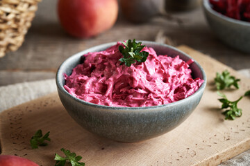 Beetroot salad with apples and sour cream