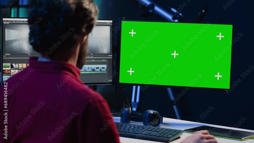 Poster video editor selects key frames to use in movie montage, using specialized software applications on 