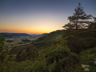 Weinberge bei Ramsthal im Abendlicht, Landkreis Bad Kissingen, Franken, Unterfranken, Bayern, Deutschland