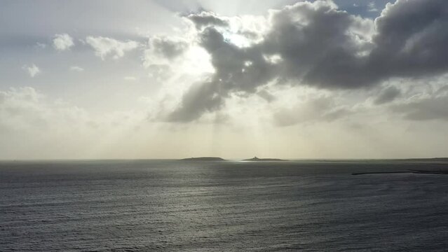 survol de la plage de Marina di torre grande pr&egrave;s d'Oristano en Sardaigne
