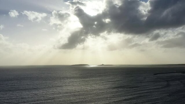 survol de la plage de Marina di torre grande pr&egrave;s d'Oristano en Sardaigne