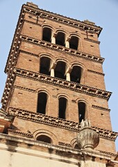 Fototapeta premium Torre Campanaria della Chiesa di Santa Cecilia a Roma Trastevere