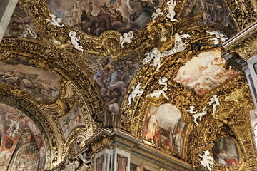Interni della Chiesa di Santa Maria dell'Orto a Roma Trastevere