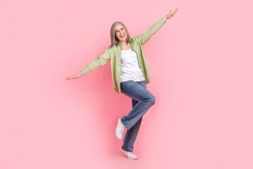 Papier Peint photo Ancien avion Photo of optimistic cheerful woman wear trendy clothes have fun fly air rejoice holiday vacation isolated on pink color background