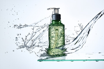 Cleansing gel with splashing water