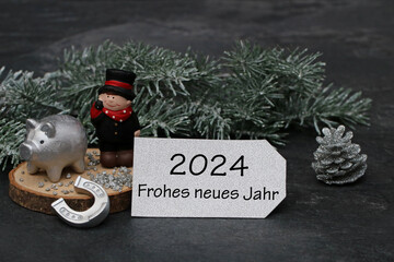 Neujahr und Silvestergrußkarte: Schornsteinfeger mit Hufeisen, Glücksschwein und Glückwünschen...