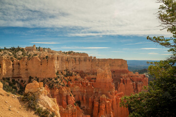 Scenic view of the red sandstone formations and trees at Bryce Point, Utah.
