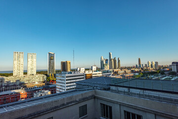 Vista desde una terraza de los edificios de Puerto Madero en Buenos Aires