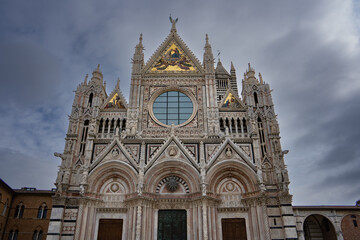 Fototapeta na wymiar Die Altstadt Siena in der Toskana in Italien