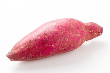 さつまいも(鳴門金時)。(白バック)
