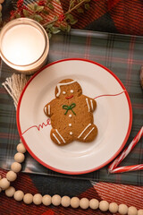 closeup photo of gingerbread man