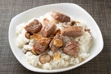 ステーキガーリックライス。
