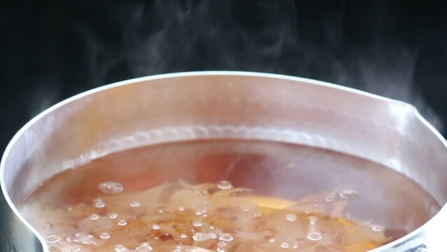 和食の出汁　かつお根布出汁