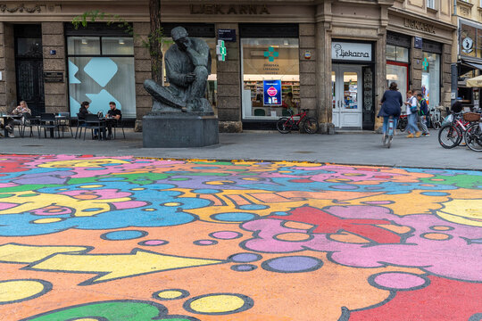 Zagreb, Croatia 10-10-2023 Mural of colourful cats at a intersection of a pedestrian zone in Masarykova street in downtown Zagreb created by Slaven Kosanović Lunar, Ivo Kosanović Smack, Filip and Luka