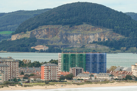 Views of Puntal de Laredo from El Rastrillar Fort