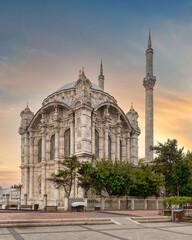 Fototapeta na wymiar Beautiful view of the famous Ortakoy Mosque in Ortakoy neighborhood, Istanbul, Turkey, before sunset, with a sense of peace and tranquility