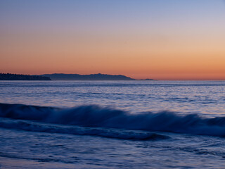 Fototapeta premium Beautiful Sunset Over the Pacific Ocean, Scenic Beach in California 25