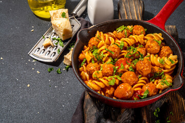 Fusilli pasta with meatballs