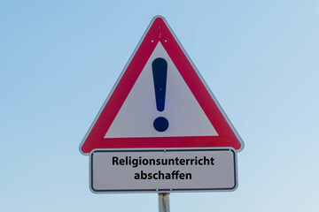 Religionsunterricht abschaffen