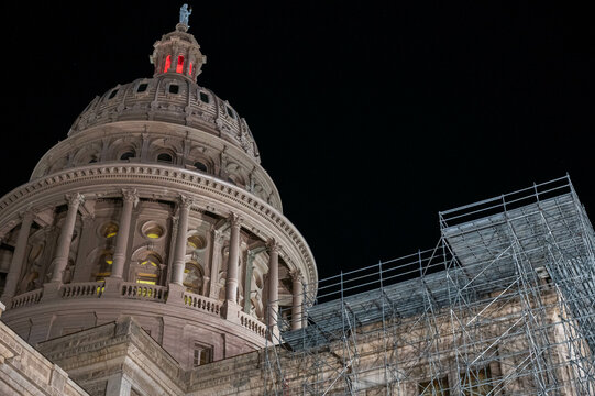 capitol building in state