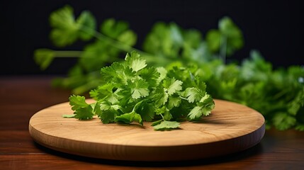 The top half of the coriander is shown on a round wooden board with an amber background.