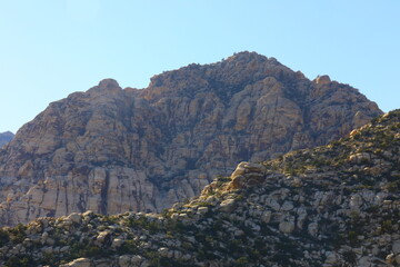 Fototapeta na wymiar Large rock formation in the arid landscape