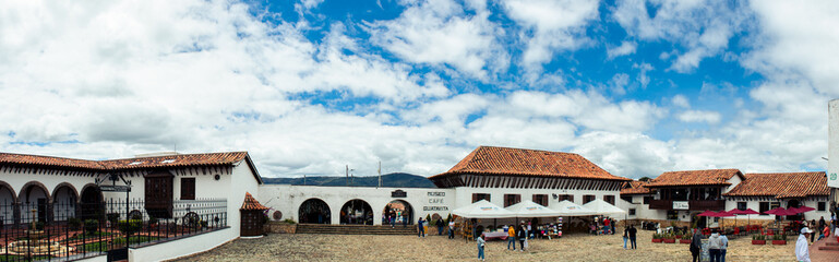 Plaza Guatavita, museums and Colombian culture