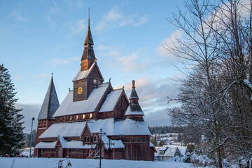 Stabkirche Hahnenklee Harz Goslar im Winter